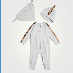 Pyjama Burberry 3 mois